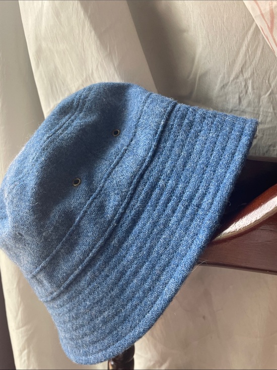 J CREW LAMBSWOOL BUCKET CAP